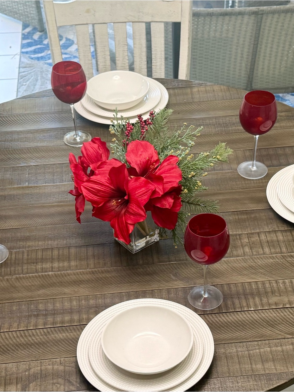 Kate Spade New York Wickford by Lennox 12 Piece Dinnerware Set. Service for 4.